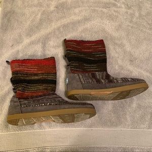 TOMS Nepal Shearling Boot Moccasin with Red Woven Shaft